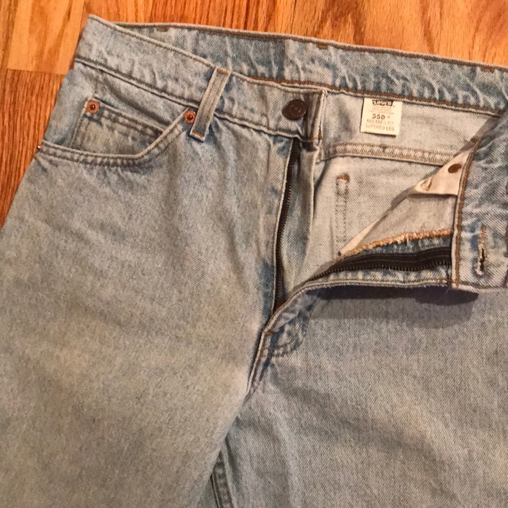 SOLD Vintage Levi 550’s - Picture 4 of 6